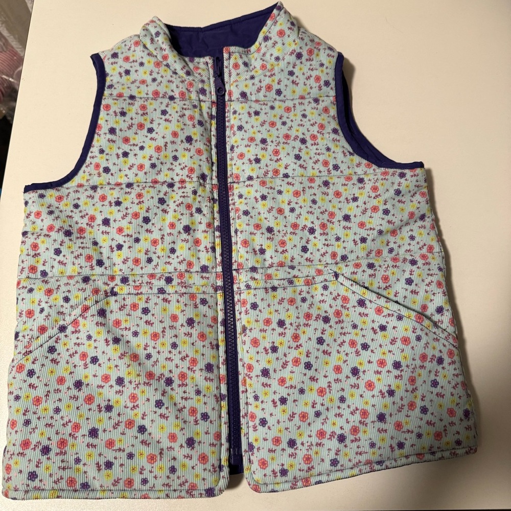 Hanna Anderson reversible puffer vest